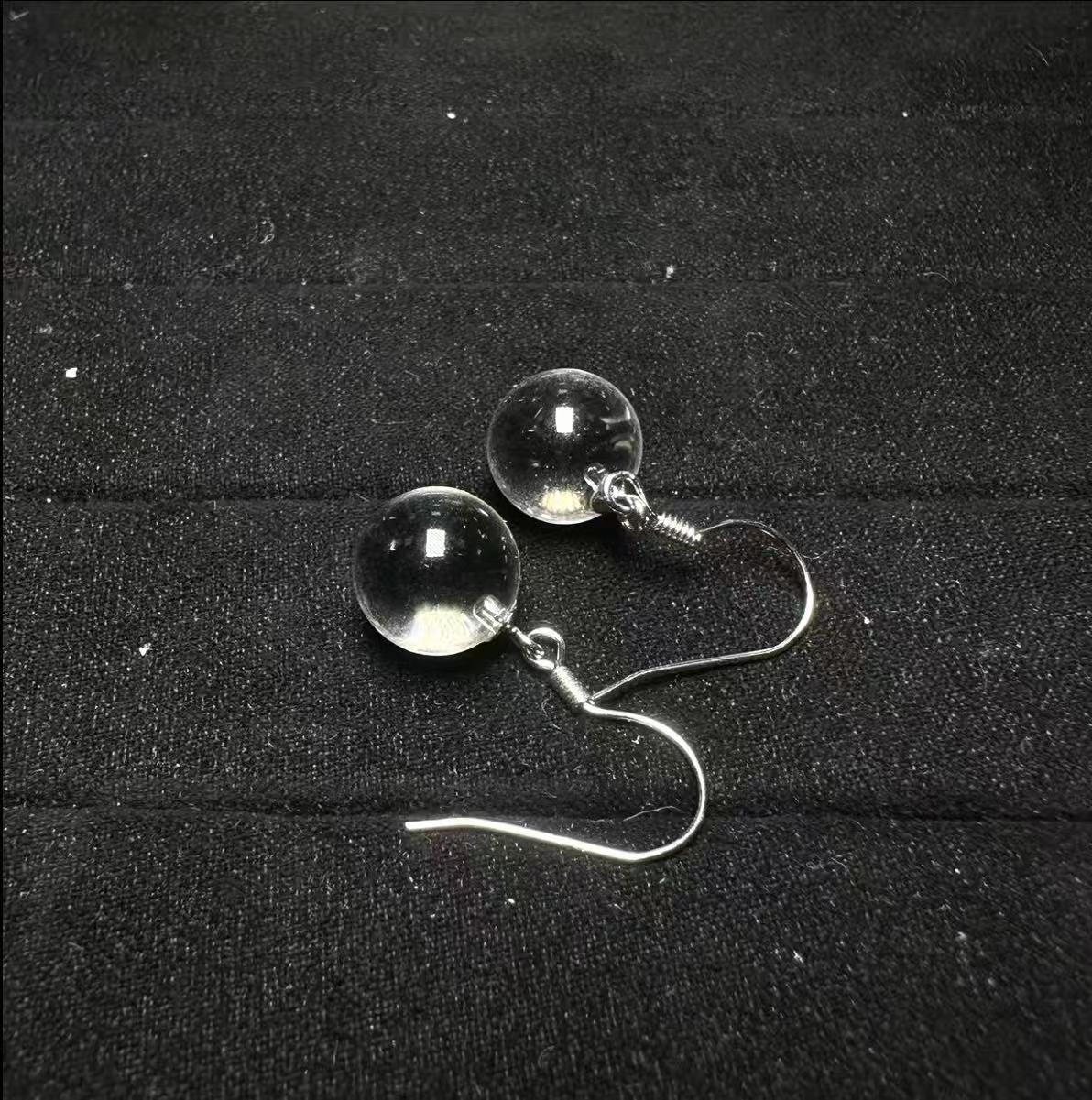 【C051】ホワイトクオーツビーズフックピアス