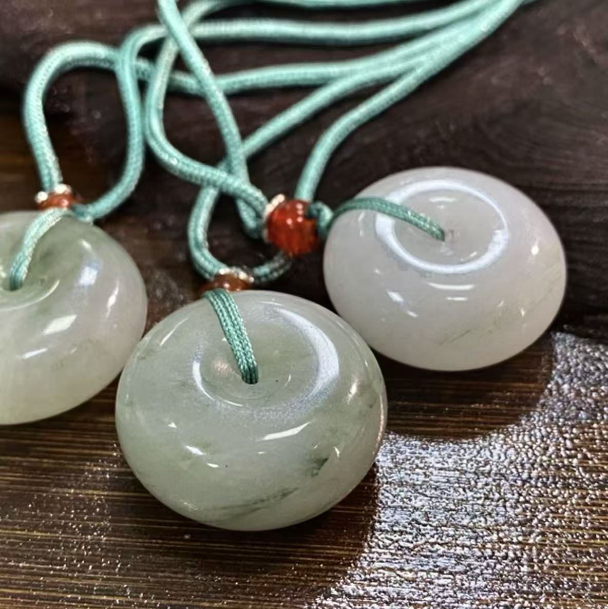 【C043】翡翠の平安扣ペンダント